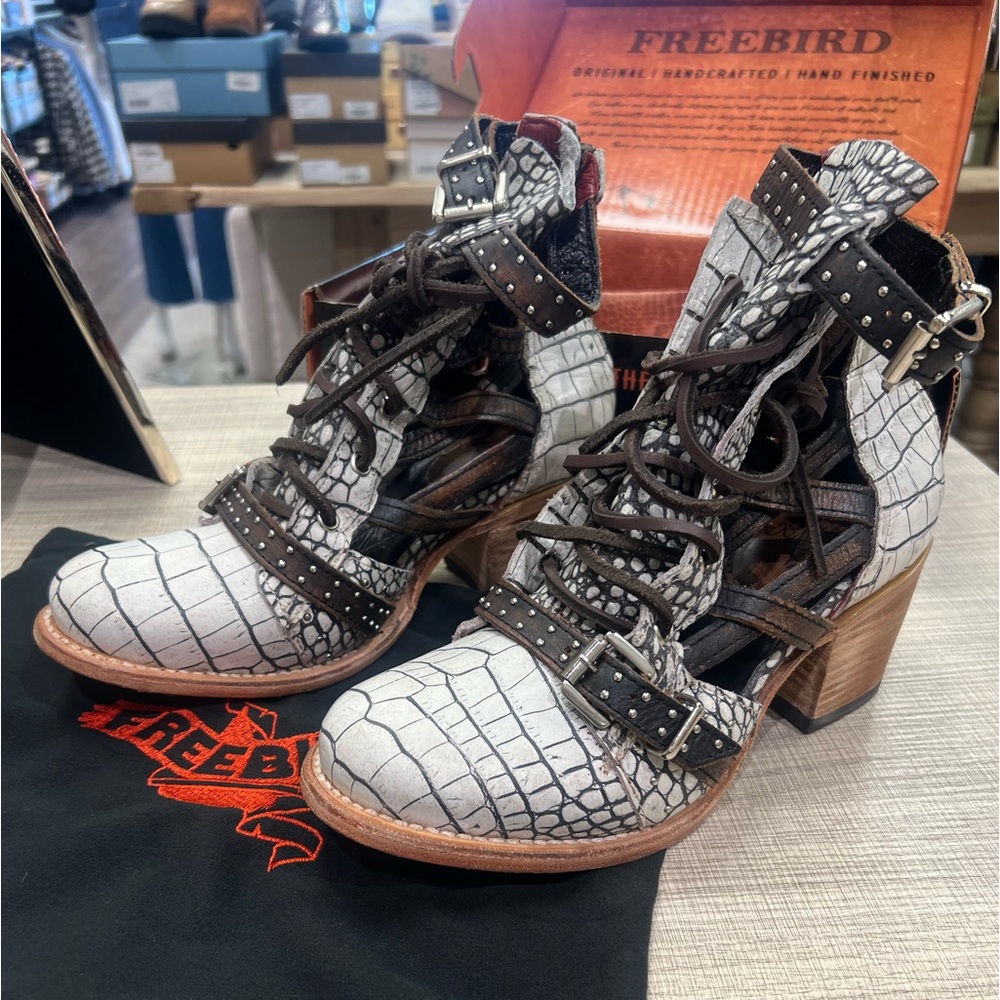 RARE Freebird booties size 8